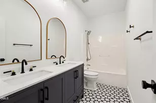 3833 Kelford St, Raleigh, NC 27606 - Photo 15