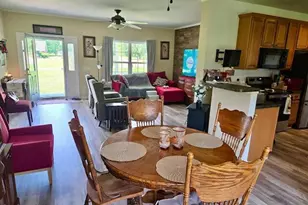 9200 Grassy Creek Rd, Bullock, NC 27507 - Photo 7