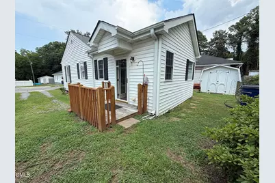304 E Woodall Street, Smithfield, NC 27577 - Photo 7