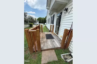 304 E Woodall Street, Smithfield, NC 27577 - Photo 21