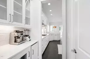 2615 Davis St, Raleigh, NC 27608 - Photo 15