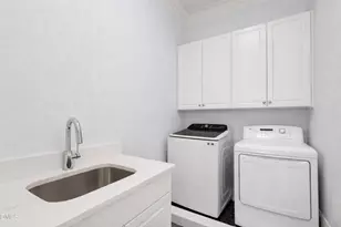 2615 Davis St, Raleigh, NC 27608 - Photo 25