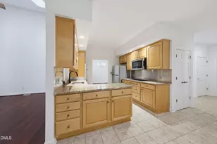 205 Livingstone Dr, Cary, NC 27513 - Photo 7