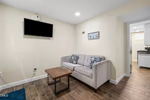 105 Lexington Rd, Chapel Hill, NC 27516 - Photo 23