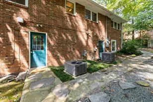 105 Lexington Rd, Chapel Hill, NC 27516 - Photo 41