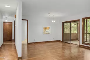 239 Seminole Dr, Chapel Hill, NC 27514 - Photo 5