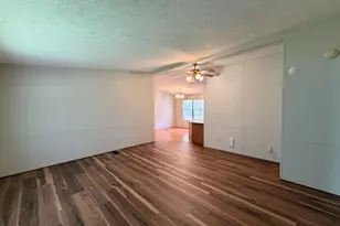 8000 Peach Blossom Ln, Apex, NC 27539 - Photo 3