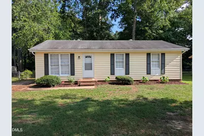 118 E McIver Street, Zebulon, NC 27597 - Photo 1
