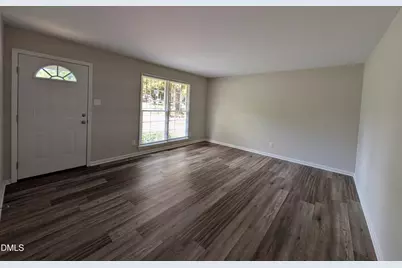 118 E McIver Street, Zebulon, NC 27597 - Photo 5