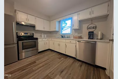 118 E McIver Street, Zebulon, NC 27597 - Photo 9