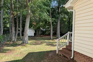 118 E McIver St, Zebulon, NC 27597 - Photo 17