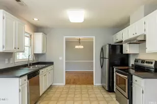 112 Kronos Ln, Cary, NC 27513 - Photo 9