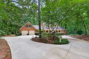 105 Dewberry Ct, Cary, NC 27518 - Photo 89