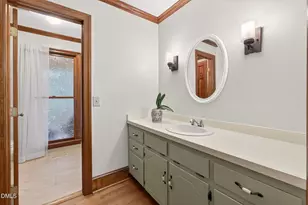 105 Dewberry Ct, Cary, NC 27518 - Photo 43