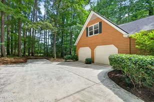 105 Dewberry Ct, Cary, NC 27518 - Photo 7