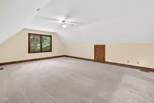 105 Dewberry Ct, Cary, NC 27518 - Photo 29
