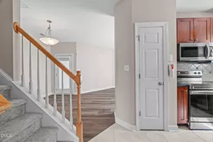 1919 Fieldhouse Ave, Raleigh, NC 27603 - Photo 9