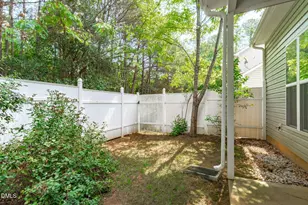 1919 Fieldhouse Ave, Raleigh, NC 27603 - Photo 33