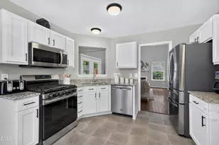 1112 Stoneferry Ln, Raleigh, NC 27606 - Photo 25