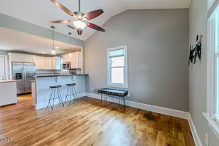 410 Bledsoe Ave, Raleigh, NC 27601 - Photo 15