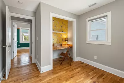 410 Bledsoe Avenue, Raleigh, NC 27601 - Photo 7