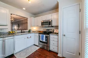 5012 Lancashire Dr, Raleigh, NC 27613 - Photo 9