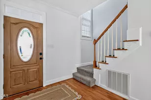 264 Hbr Crk Dr, Cary, NC 27511 - Photo 7