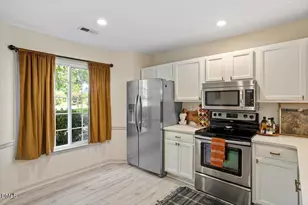 4 Icon Ct, Durham, NC 27703 - Photo 9