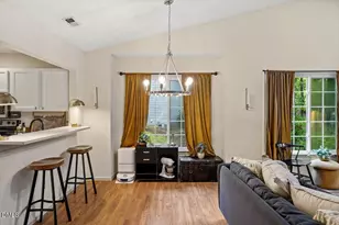 4 Icon Ct, Durham, NC 27703 - Photo 9