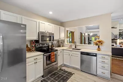 4 Icon Court, Durham, NC 27703 - Photo 11