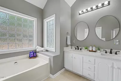 212 Mitchell Avenue, Clayton, NC 27520 - Photo 13