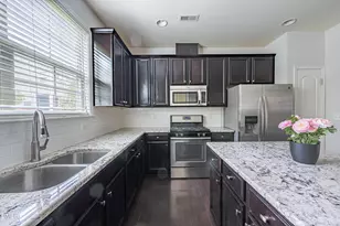 1124 Contessa Dr, Cary, NC 27513 - Photo 13