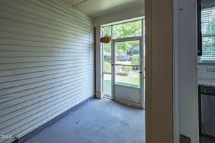 1124 Contessa Dr, Cary, NC 27513 - Photo 33