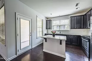 1124 Contessa Dr, Cary, NC 27513 - Photo 11