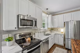 225 Brookberry Rd, Holly Springs, NC 27540 - Photo 17