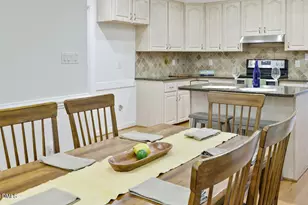6512 Bakersfield Dr, Raleigh, NC 27606 - Photo 11
