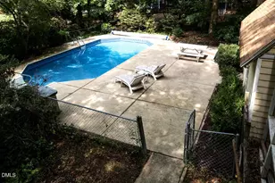 6512 Bakersfield Dr, Raleigh, NC 27606 - Photo 7