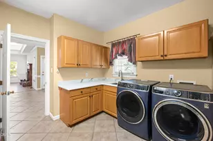 805 Cricketfield Ln, Cary, NC 27518 - Photo 19
