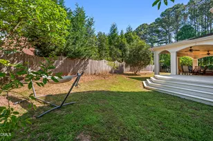 805 Cricketfield Ln, Cary, NC 27518 - Photo 41