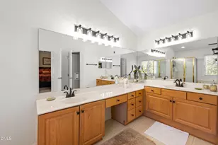 805 Cricketfield Ln, Cary, NC 27518 - Photo 31