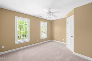 805 Cricketfield Ln, Cary, NC 27518 - Photo 23