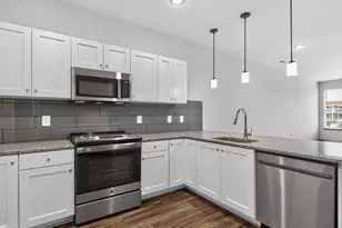 2325 Gathering Sq Ct, Fuquay Varina, NC 27526 - Photo 11