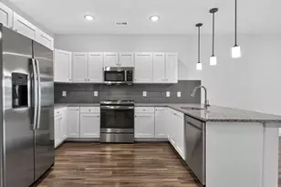 2325 Gathering Sq Ct, Fuquay Varina, NC 27526 - Photo 9