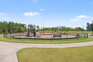 1103 Surveyor Dr, Durham, NC 27703 - Photo 17