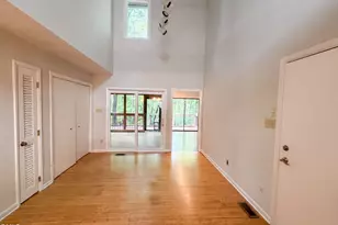 203 Laurie Ln, Cary, NC 27513 - Photo 7