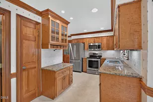 6125 Iris Dr, Raleigh, NC 27612 - Photo 21