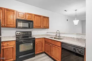 2610 Oldgate Dr, Raleigh, NC 27604 - Photo 9