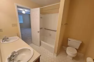1615 Dunraven Dr, Raleigh, NC 27612 - Photo 23