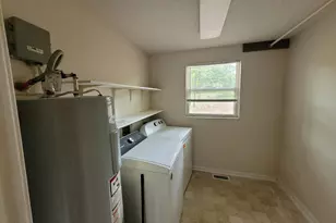 104 Corgy Dr, Cary, NC 27513 - Photo 11