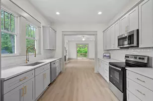 122 Military St, Oxford, NC 27565 - Photo 5